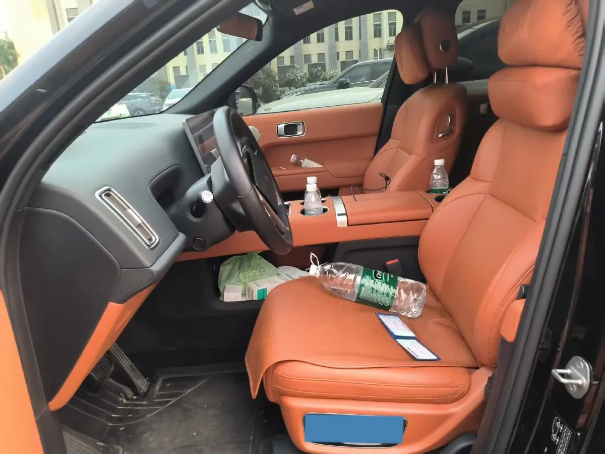 2023 Li L7 Range Extended 154HP REEV 40.9KWH,autocango,china used car exporter,china ev exporter,chinese used car exporter,chinese used ev exporter