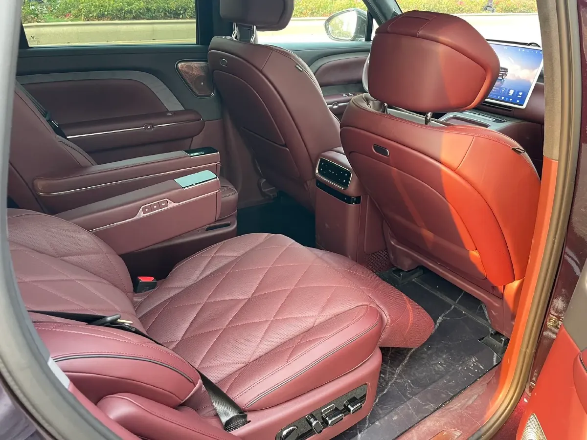 2026 Voyah 9L 1.5T 150HP L4 PHEV,autocango,china used car exporter,china ev exporter,chinese used car exporter,chinese used ev exporter