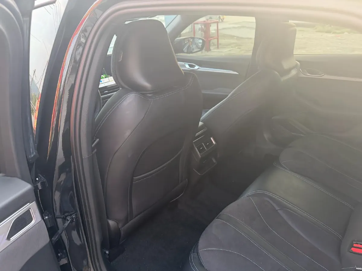 2025 Geely Preface 2.0T 238HP L4 8AT,autocango,china used car exporter,china ev exporter,chinese used car exporter,chinese used ev exporter