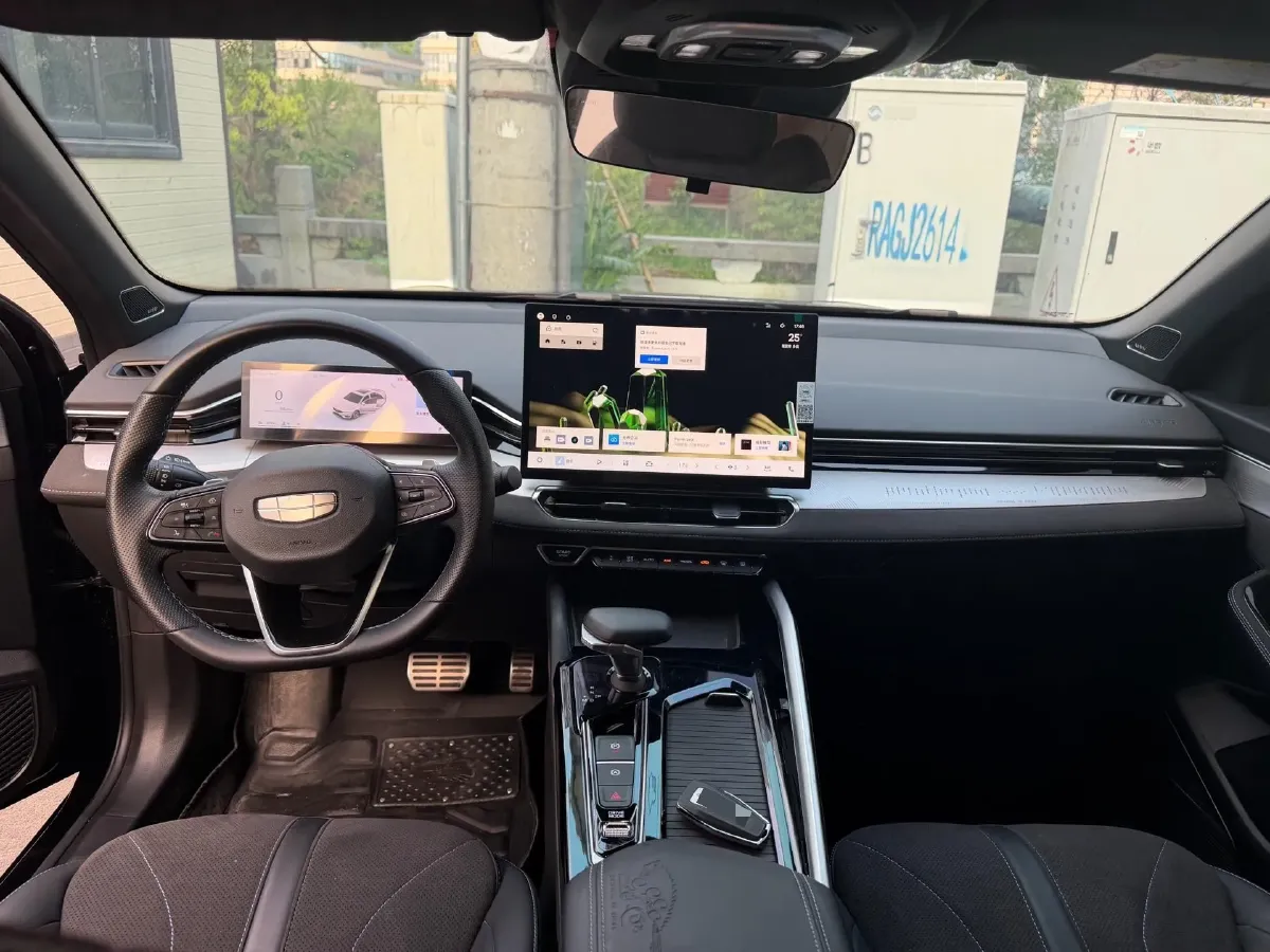 2025 Geely Preface 2.0T 238HP L4 8AT,autocango,china used car exporter,china ev exporter,chinese used car exporter,chinese used ev exporter