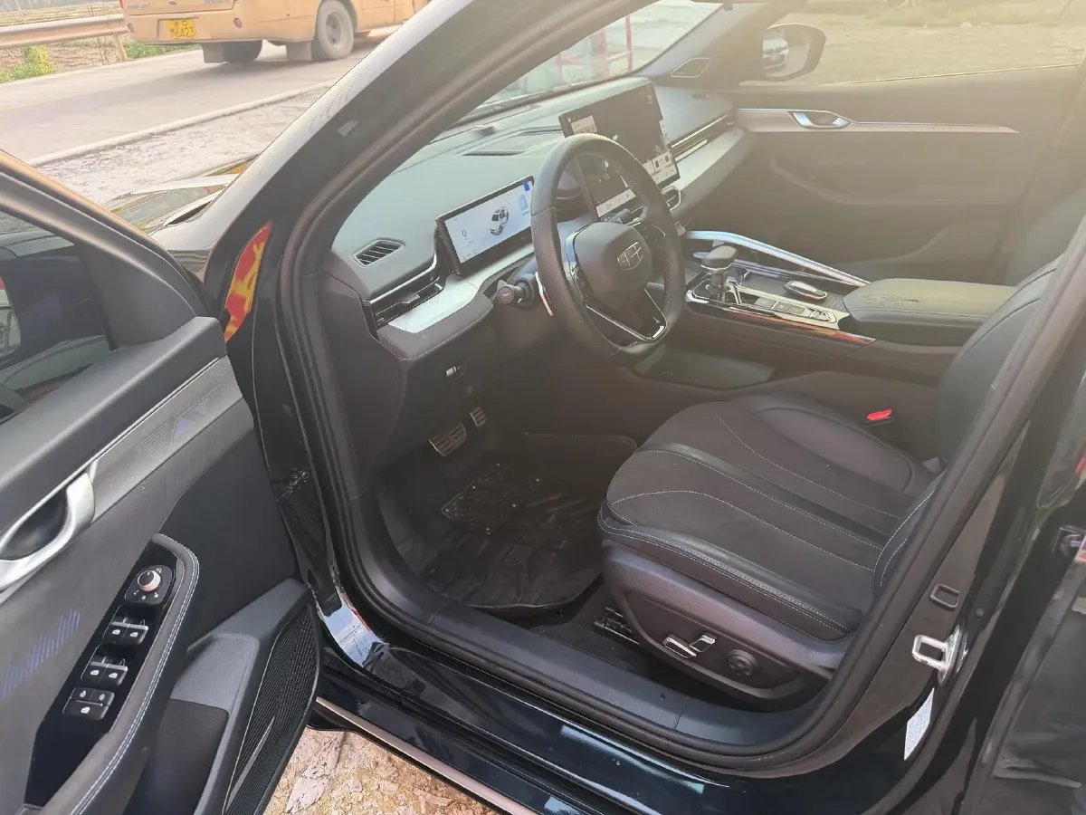 2025 Geely Preface 2.0T 238HP L4 8AT,autocango,china used car exporter,china ev exporter,chinese used car exporter,chinese used ev exporter
