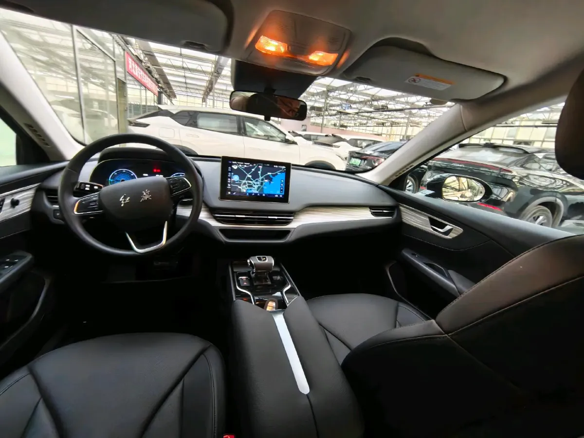 2024 HongQi E-QM5 BEV 72KWH,autocango,china used car exporter,china ev exporter,chinese used car exporter,chinese used ev exporter