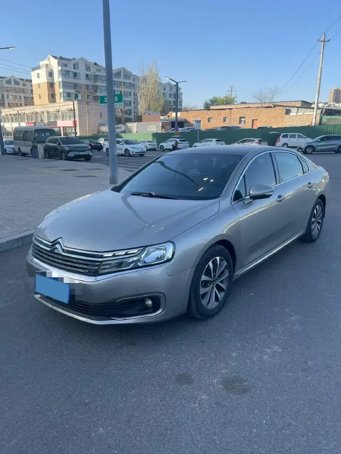 2018 Citroen C6 1.8T 204HP L4 6AT,autocango,china used car exporter,china ev exporter,chinese used car exporter,chinese used ev exporter