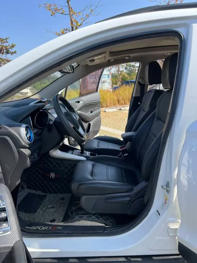 2018 BYD Yuan BEV 42KWH,autocango,china used car exporter,china ev exporter,chinese used car exporter,chinese used ev exporter