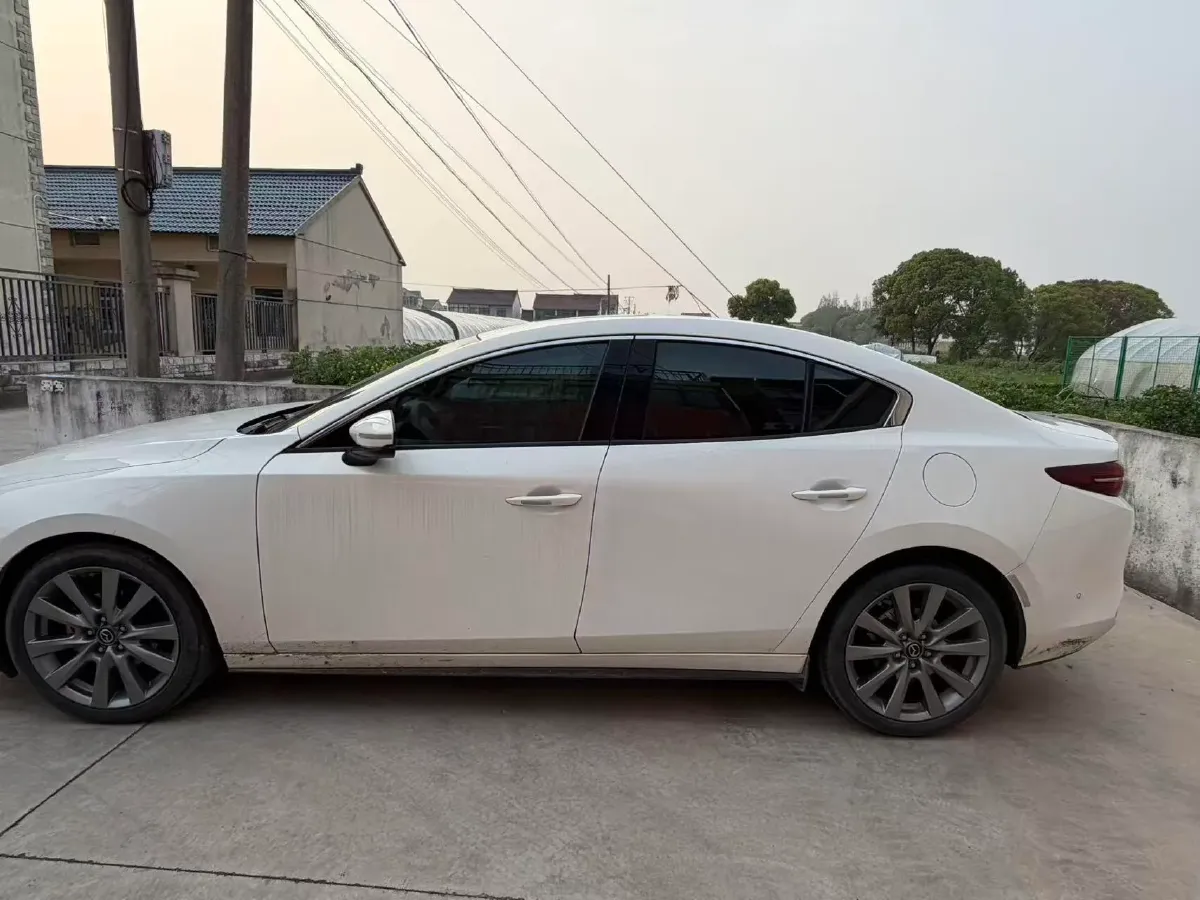 2022 Mazda 3 Axela 2.0L 158HP L4 6AT,autocango,china used car exporter,china ev exporter,chinese used car exporter,chinese used ev exporter
