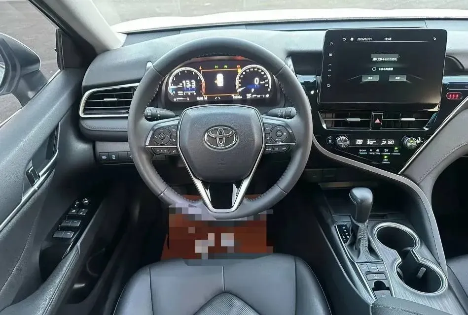 2021 Toyota Camry 2.5L 209HP L4 8AT,autocango,china used car exporter,china ev exporter,chinese used car exporter,chinese used ev exporter