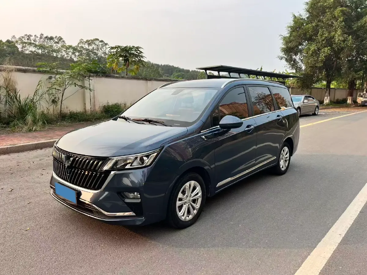 2022 WuLing KaiJie 1.5T 147HP L4 CVT,autocango,china used car exporter,china ev exporter,chinese used car exporter,chinese used ev exporter