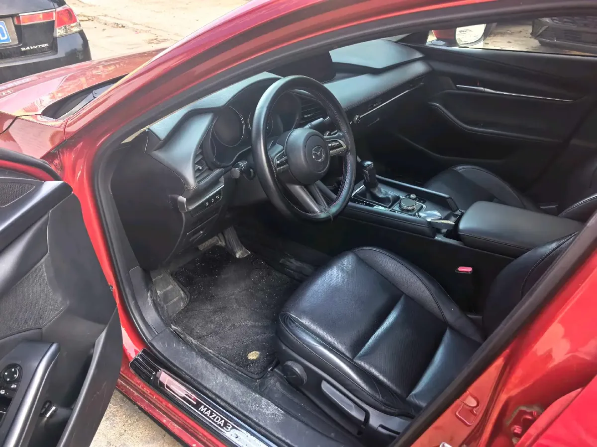 2020 Mazda 3 Axela 1.5L 117HP L4 6AT,autocango,china used car exporter,china ev exporter,chinese used car exporter,chinese used ev exporter