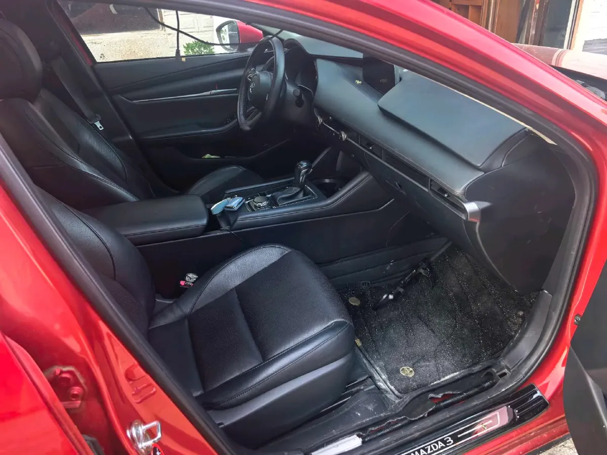 2020 Mazda 3 Axela 1.5L 117HP L4 6AT,autocango,china used car exporter,china ev exporter,chinese used car exporter,chinese used ev exporter