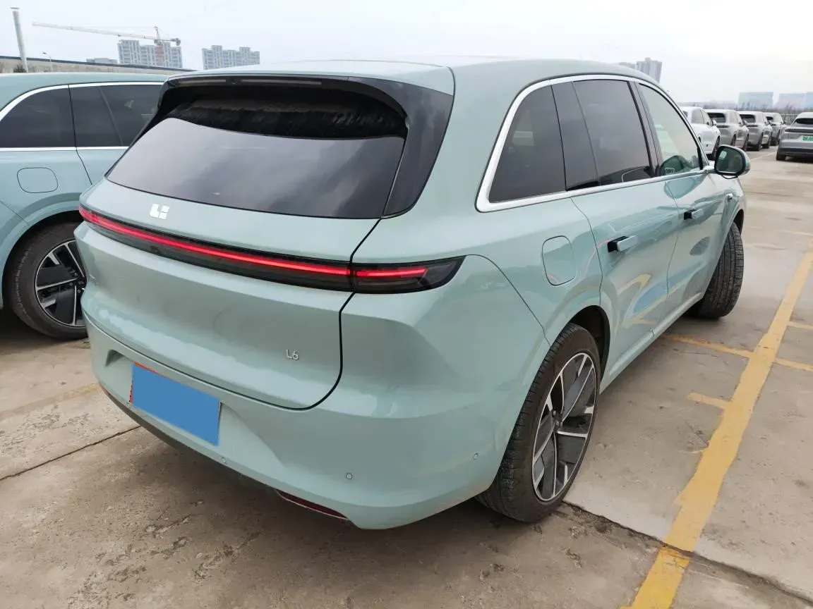2025 Li L6 Range Extended 154HP L4 REEV,autocango,china used car exporter,china ev exporter,chinese used car exporter,chinese used ev exporter