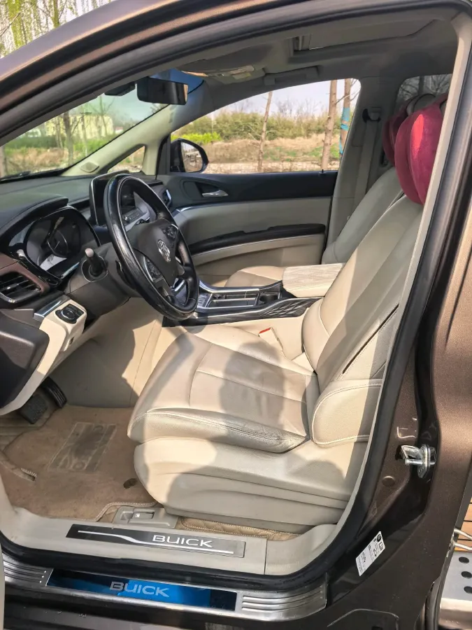 2021 Buick GL8 2.0T 237HP L4 9AT,autocango,china used car exporter,china ev exporter,chinese used car exporter,chinese used ev exporter