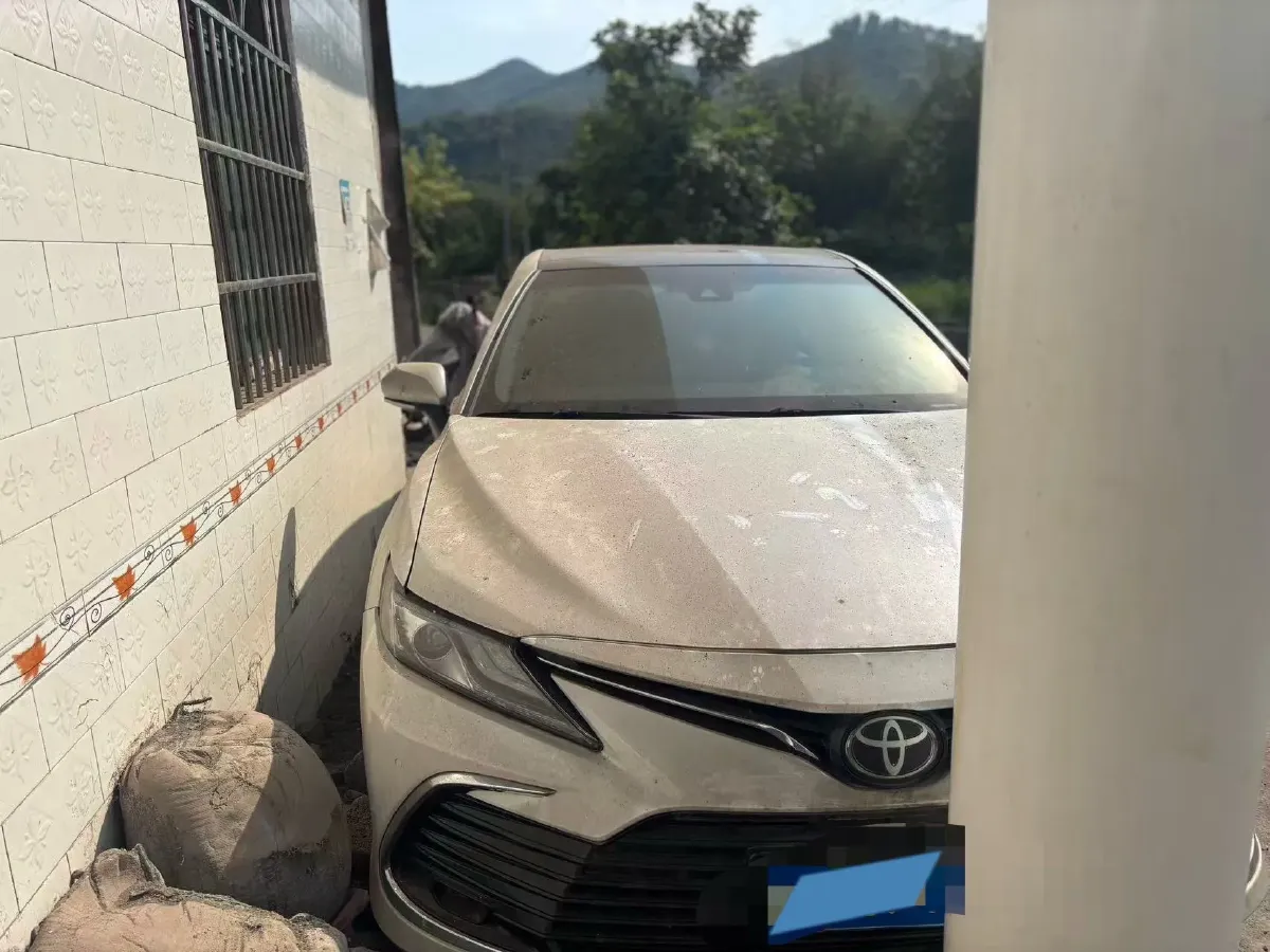 2021 Toyota Camry 2.5L 209HP L4 8AT,autocango,china used car exporter,china ev exporter,chinese used car exporter,chinese used ev exporter