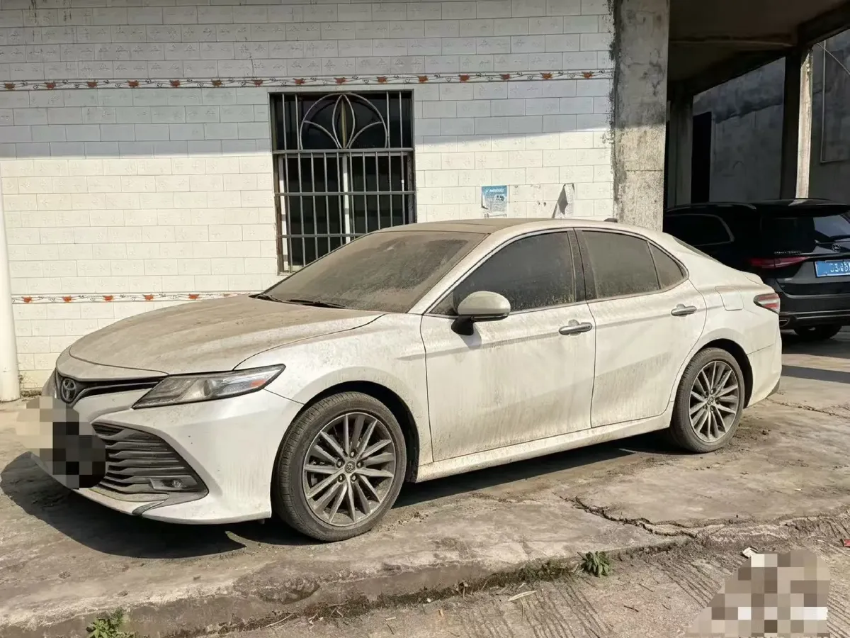2021 Toyota Camry 2.5L 209HP L4 8AT,autocango,china used car exporter,china ev exporter,chinese used car exporter,chinese used ev exporter