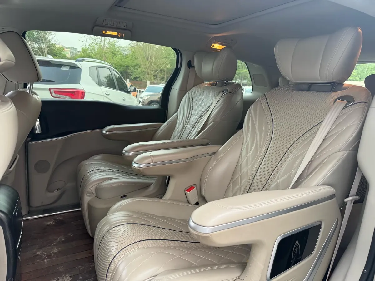 2021 Buick GL8 2.0T 237HP L4 9AT,autocango,china used car exporter,china ev exporter,chinese used car exporter,chinese used ev exporter