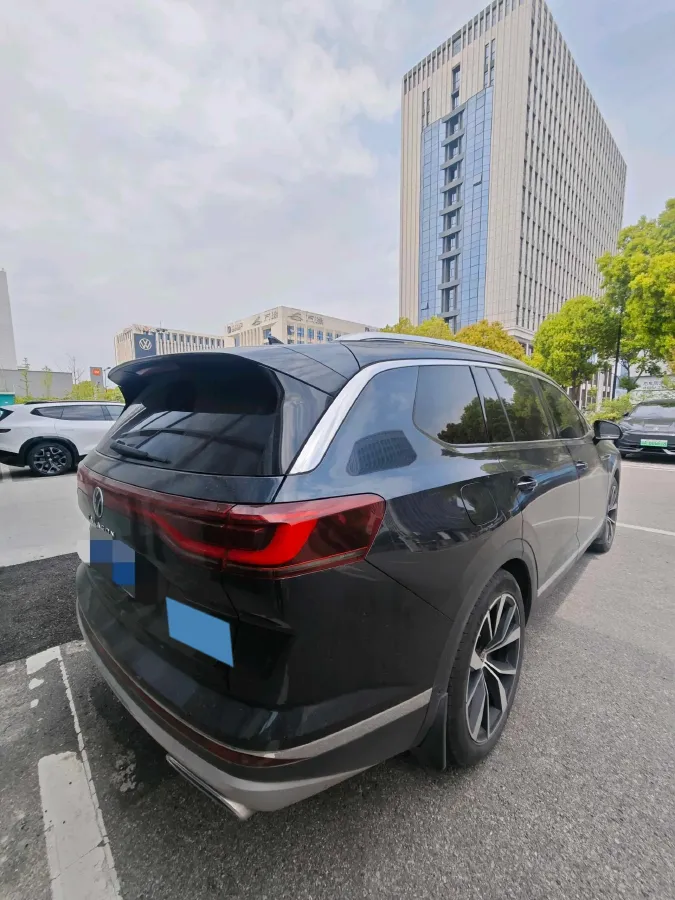 2022 Volkswagen Talagon 2.5T 299HP V6 7DCT,autocango,china used car exporter,china ev exporter,chinese used car exporter,chinese used ev exporter