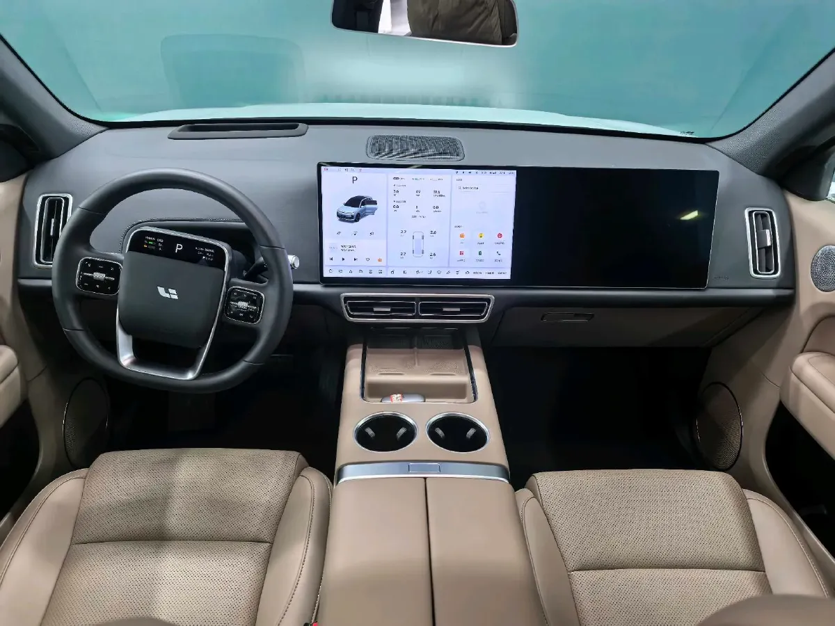 2025 Li L6 Range Extended 154HP L4 REEV,autocango,china used car exporter,china ev exporter,chinese used car exporter,chinese used ev exporter