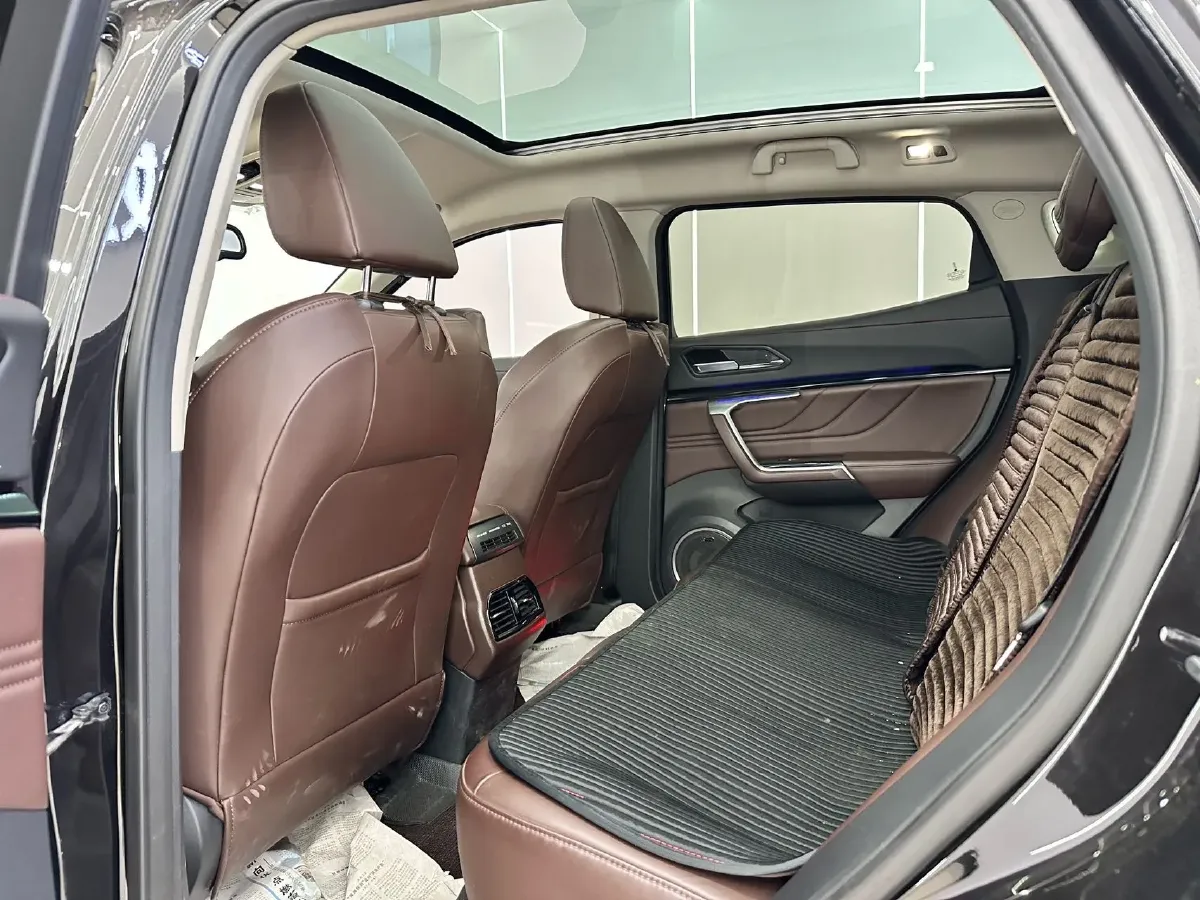 2017 WEY VV5 2.0T 197HP L4 7DCT,autocango,china used car exporter,china ev exporter,chinese used car exporter,chinese used ev exporter