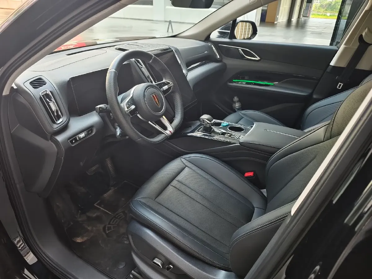 2024 HongQi HS3 1.5T 169HP L4 1DHT PHEV 18.4KWH,autocango,china used car exporter,china ev exporter,chinese used car exporter,chinese used ev exporter