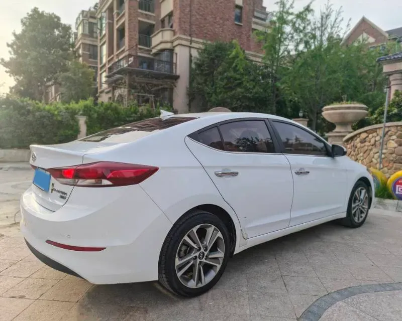 2016 Hyundai Elantra 1.6L 130HP L4 6AT,autocango,china used car exporter,china ev exporter,chinese used car exporter,chinese used ev exporter