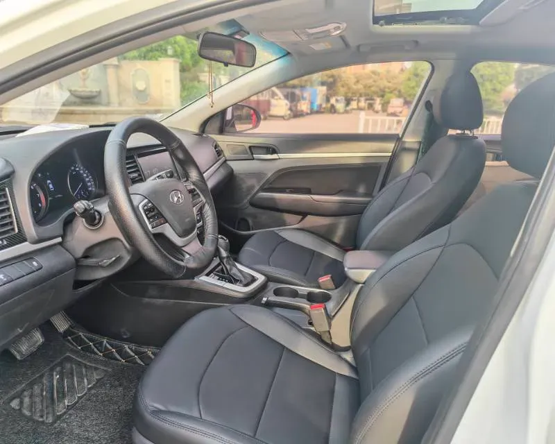 2016 Hyundai Elantra 1.6L 130HP L4 6AT,autocango,china used car exporter,china ev exporter,chinese used car exporter,chinese used ev exporter