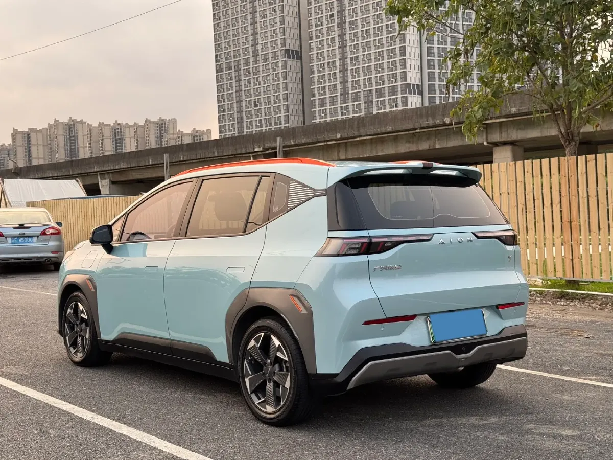 2022 Geely Okavango 1.8T 184HP L4 7DCT,autocango,china used car exporter,china ev exporter,chinese used car exporter,chinese used ev exporter