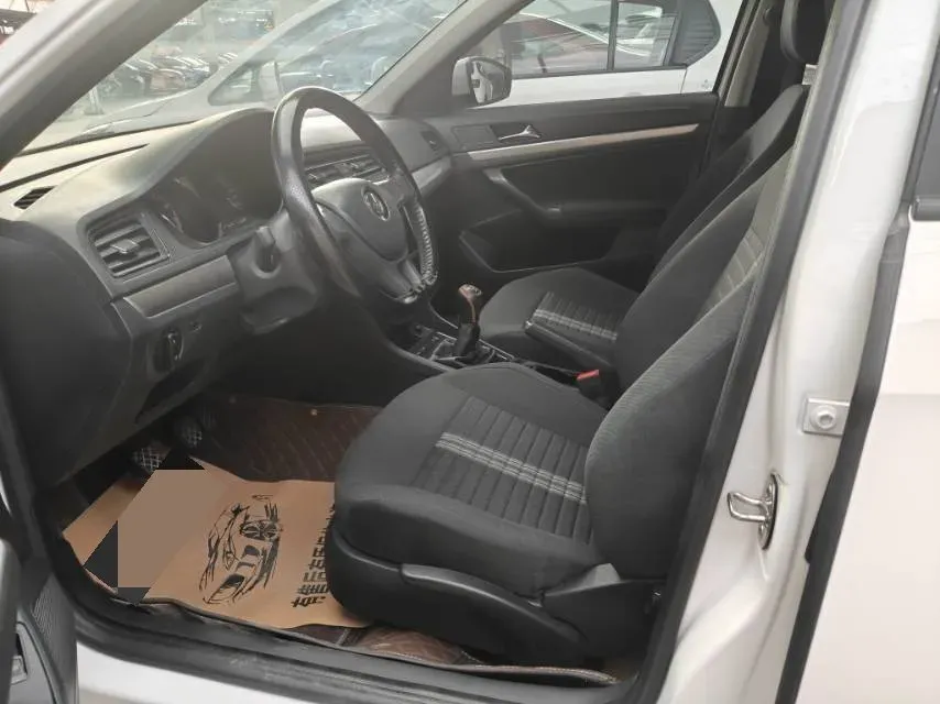 2019 Volkswagen T-Cross 1.5L 113HP L4 6AT,autocango,china used car exporter,china ev exporter,chinese used car exporter,chinese used ev exporter