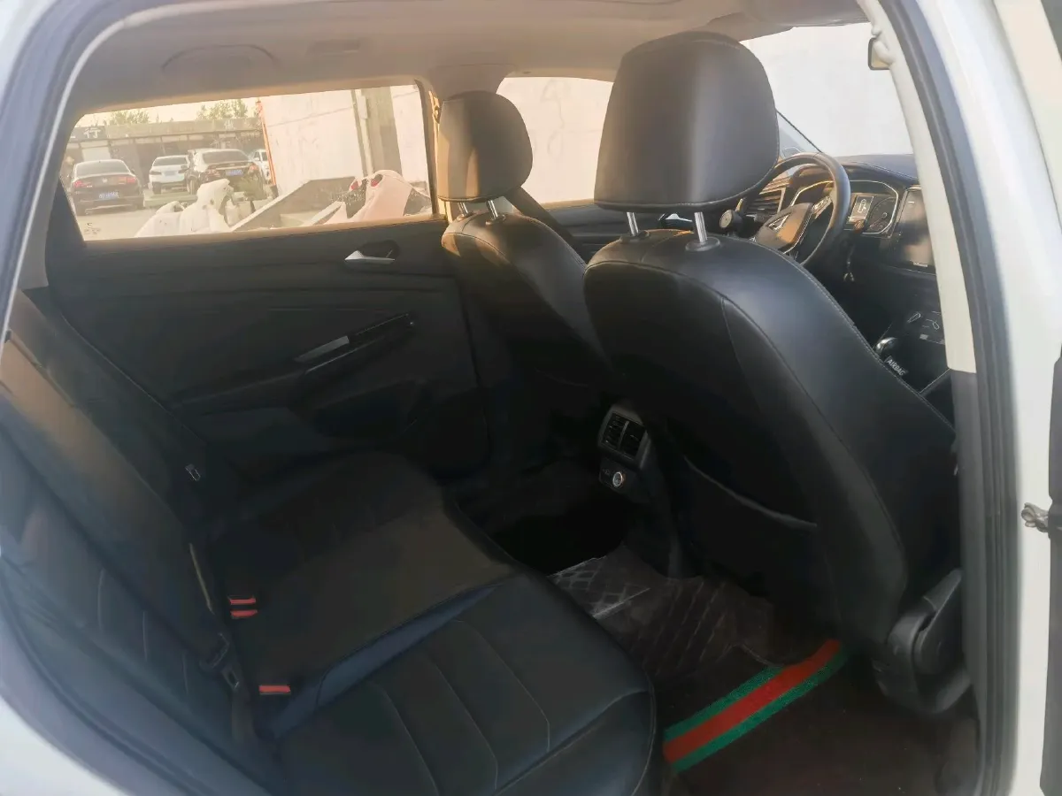 2021 Jetta VS7 1.4T 150HP L4 6AT,autocango,china used car exporter,china ev exporter,chinese used car exporter,chinese used ev exporter