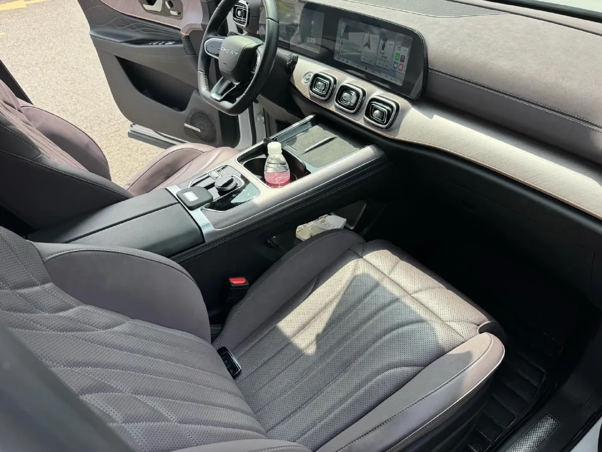 2023 Chery Tiggo 9 2.0T 261HP L4 8AT,autocango,china used car exporter,china ev exporter,chinese used car exporter,chinese used ev exporter