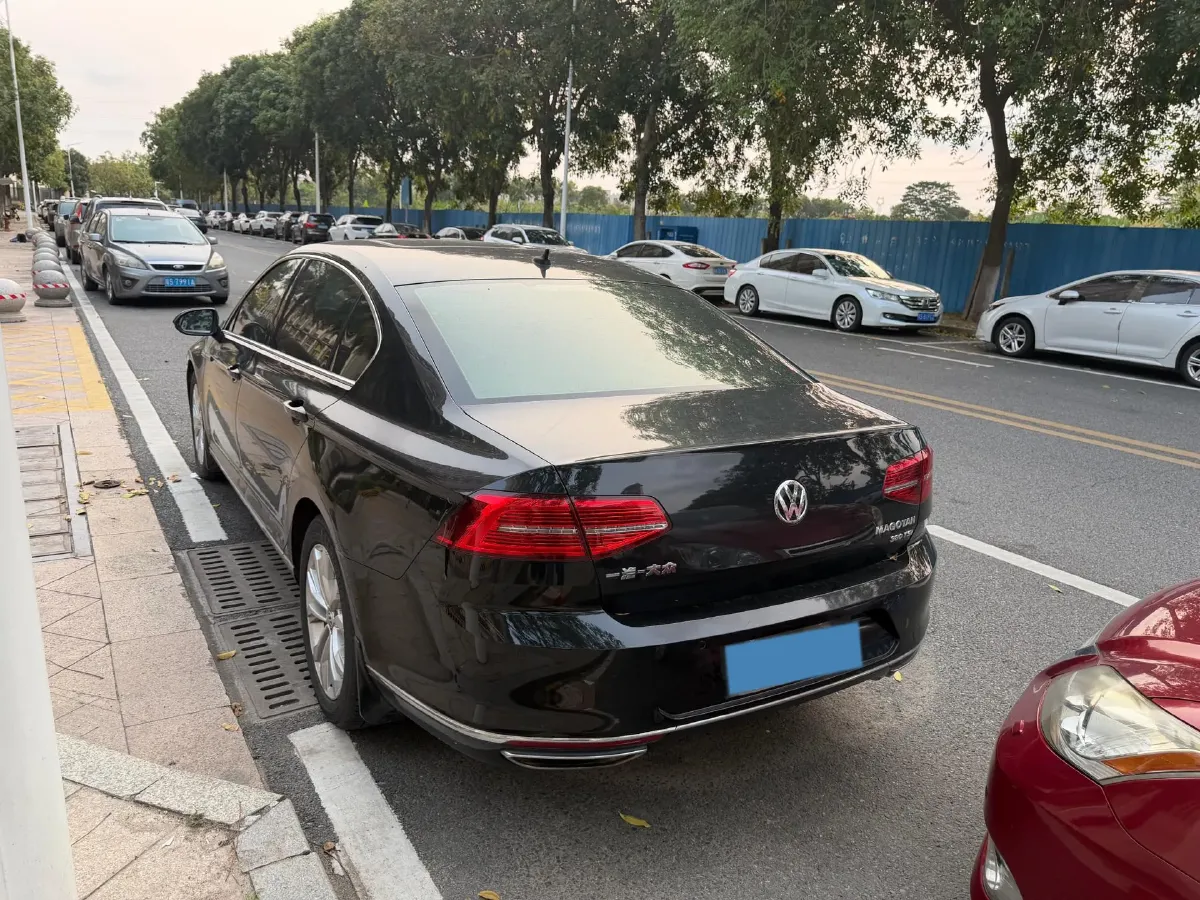 2019 Volkswagen Tayron 2.0T 186HP L4 7DCT,autocango,china used car exporter,china ev exporter,chinese used car exporter,chinese used ev exporter