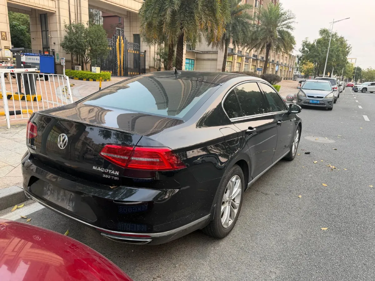 2019 Volkswagen Tayron 2.0T 186HP L4 7DCT,autocango,china used car exporter,china ev exporter,chinese used car exporter,chinese used ev exporter