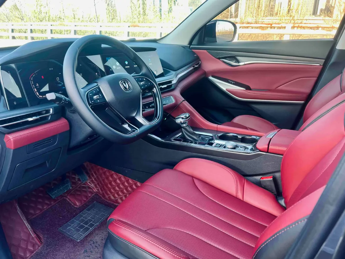 2020 ChangAn CS75 Plus 1.5T 178HP L4 6AT,autocango,china used car exporter,china ev exporter,chinese used car exporter,chinese used ev exporter