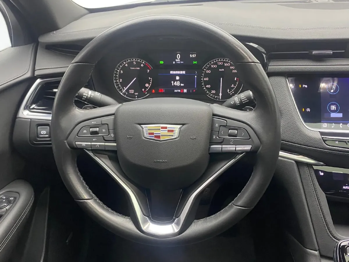 2022 Cadillac XT6 2.0T 237HP L4 9AT,autocango,china used car exporter,china ev exporter,chinese used car exporter,chinese used ev exporter