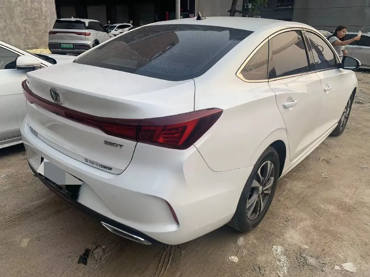 2023 ChangAn Eado 1.4T 160HP L4 7DCT,autocango,china used car exporter,china ev exporter,chinese used car exporter,chinese used ev exporter