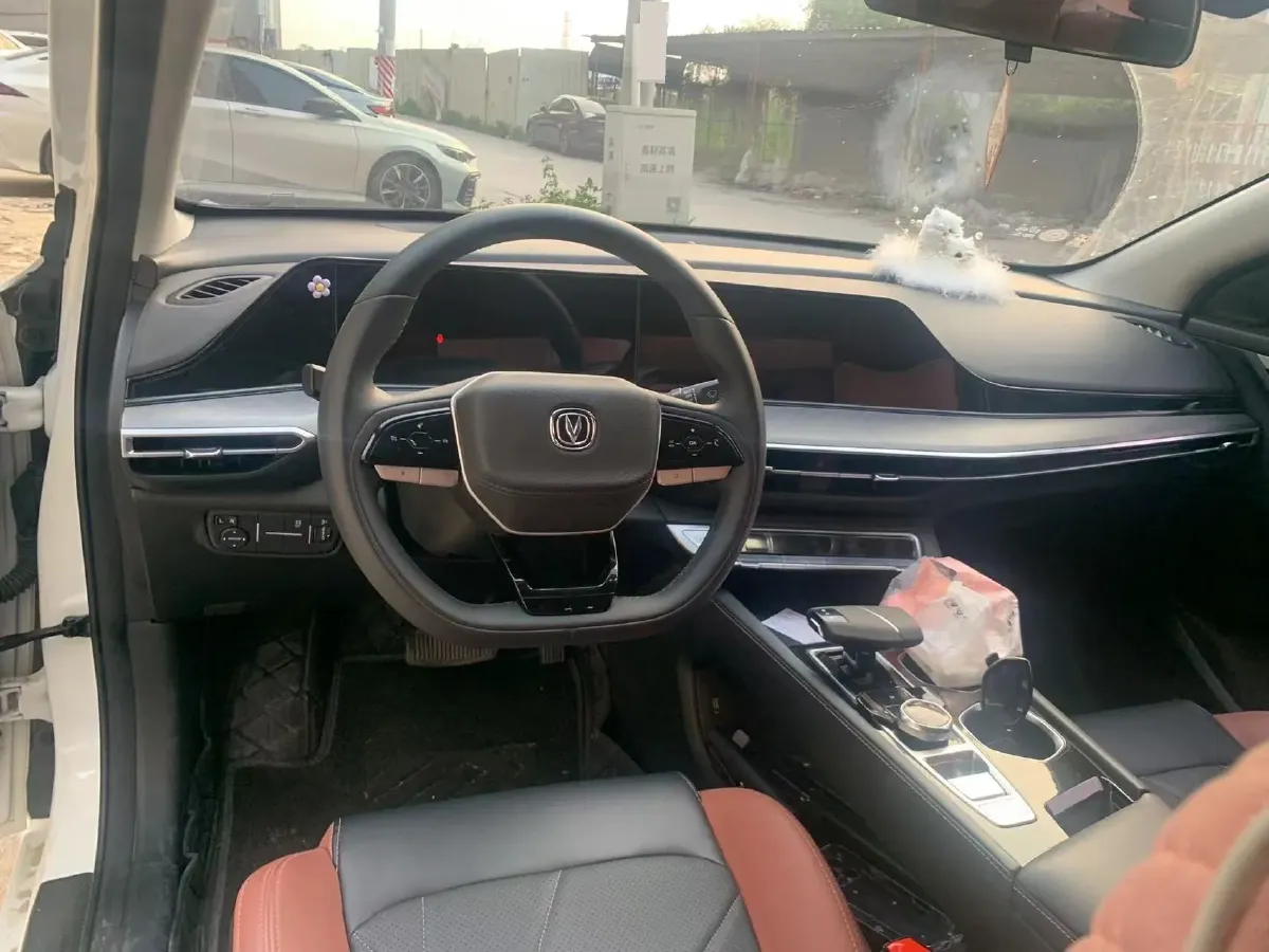 2023 ChangAn Eado 1.4T 160HP L4 7DCT,autocango,china used car exporter,china ev exporter,chinese used car exporter,chinese used ev exporter