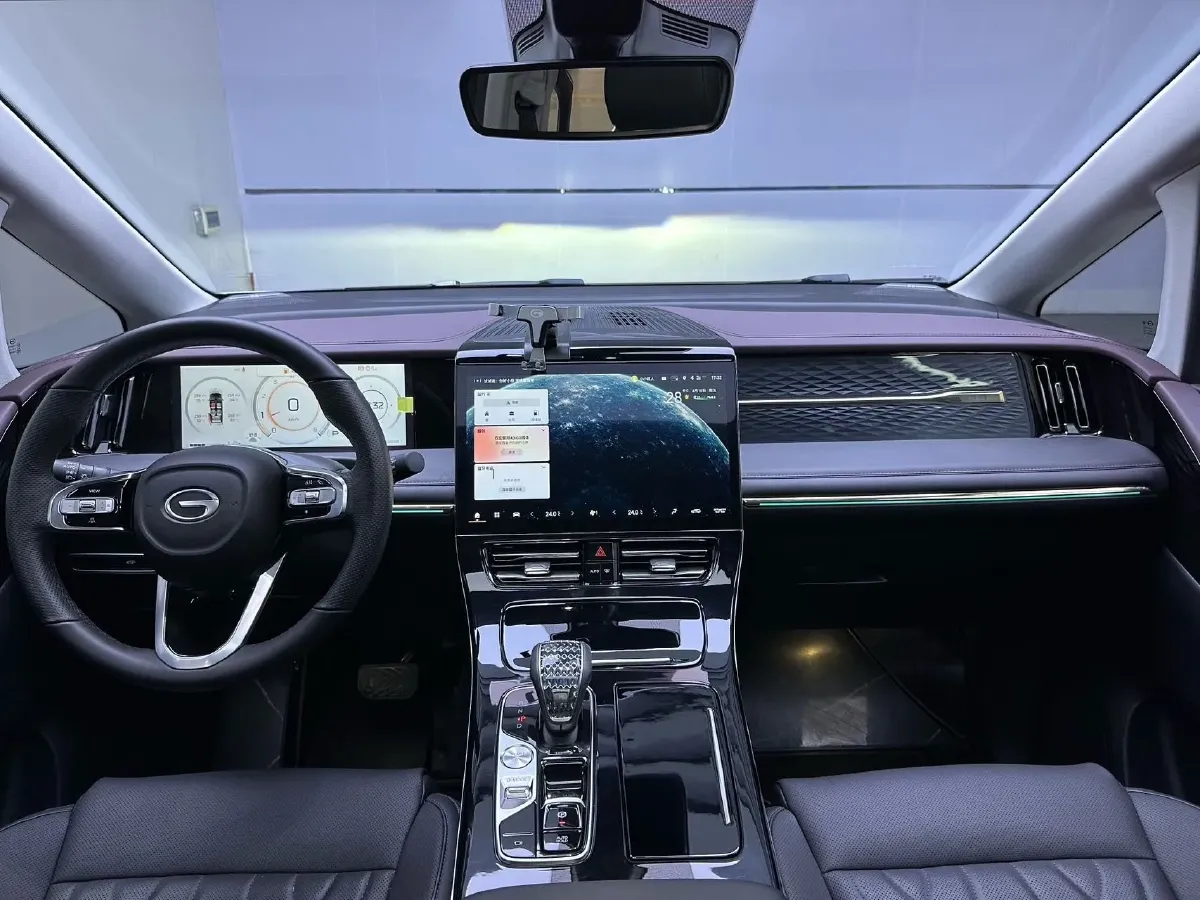 2024 GAC Trumpchi M8 2.0T 252HP L4 8AT,autocango,china used car exporter,china ev exporter,chinese used car exporter,chinese used ev exporter