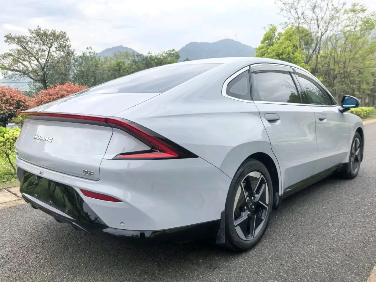 2024 WuLing XingGuang BEV 54.5KWH,autocango,china used car exporter,china ev exporter,chinese used car exporter,chinese used ev exporter