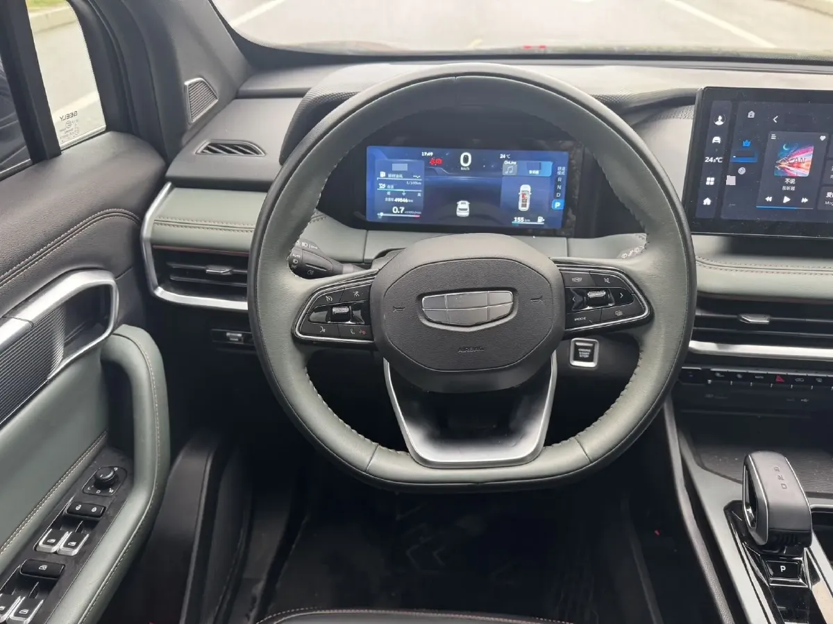 2023 Geely Okavango L 2.0T 218HP L4 7DCT,autocango,china used car exporter,china ev exporter,chinese used car exporter,chinese used ev exporter