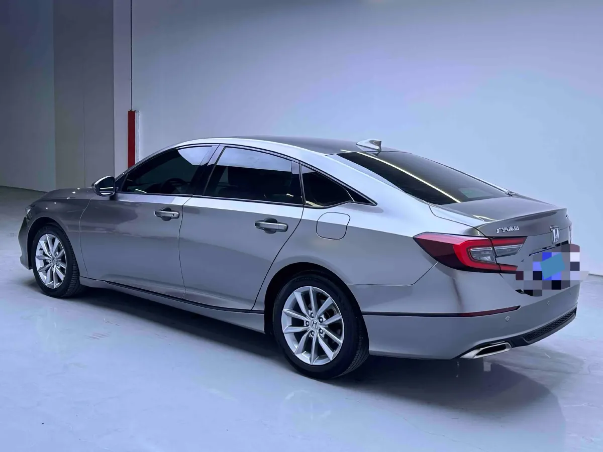 2022 Honda Accord 1.5T 194HP L4 CVT,autocango,china used car exporter,china ev exporter,chinese used car exporter,chinese used ev exporter