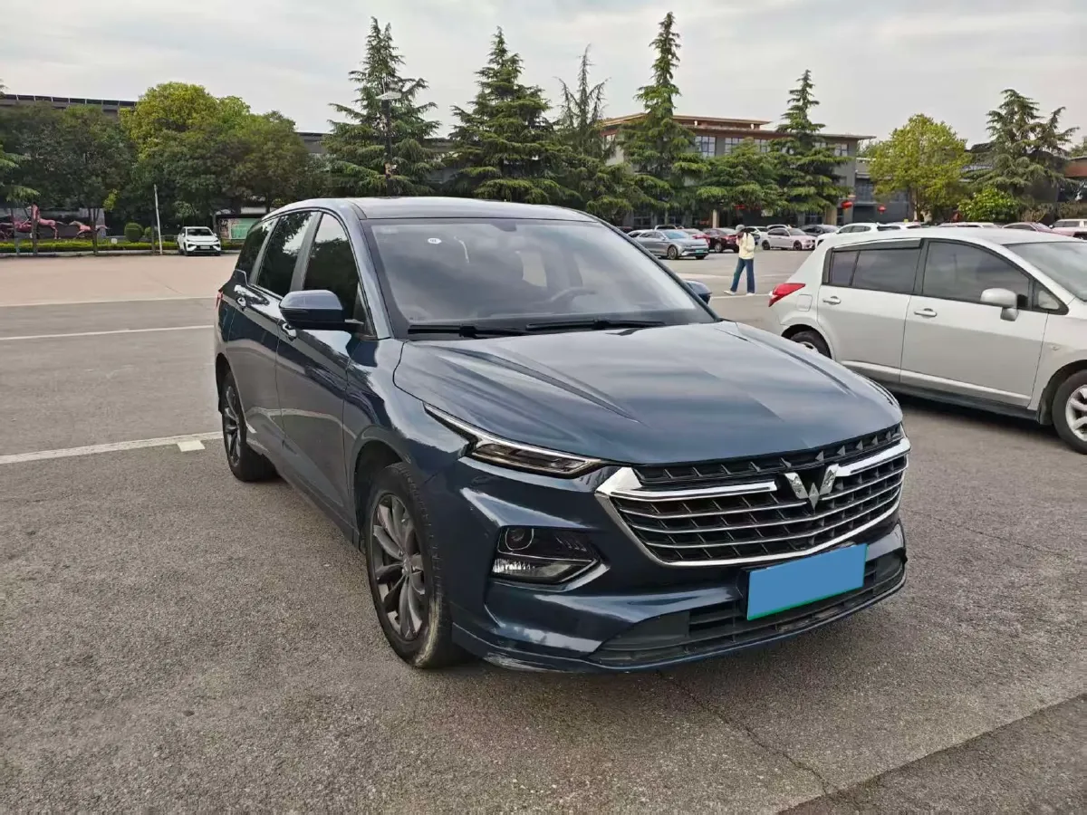 2020 WuLing KaiJie 1.5T 147HP L4 CVT,autocango,china used car exporter,china ev exporter,chinese used car exporter,chinese used ev exporter
