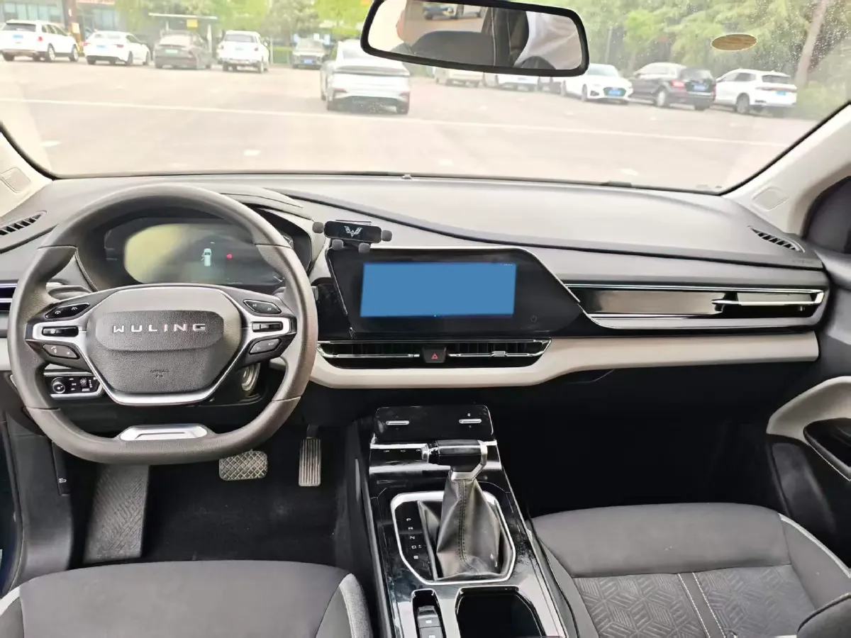 2020 WuLing KaiJie 1.5T 147HP L4 CVT,autocango,china used car exporter,china ev exporter,chinese used car exporter,chinese used ev exporter