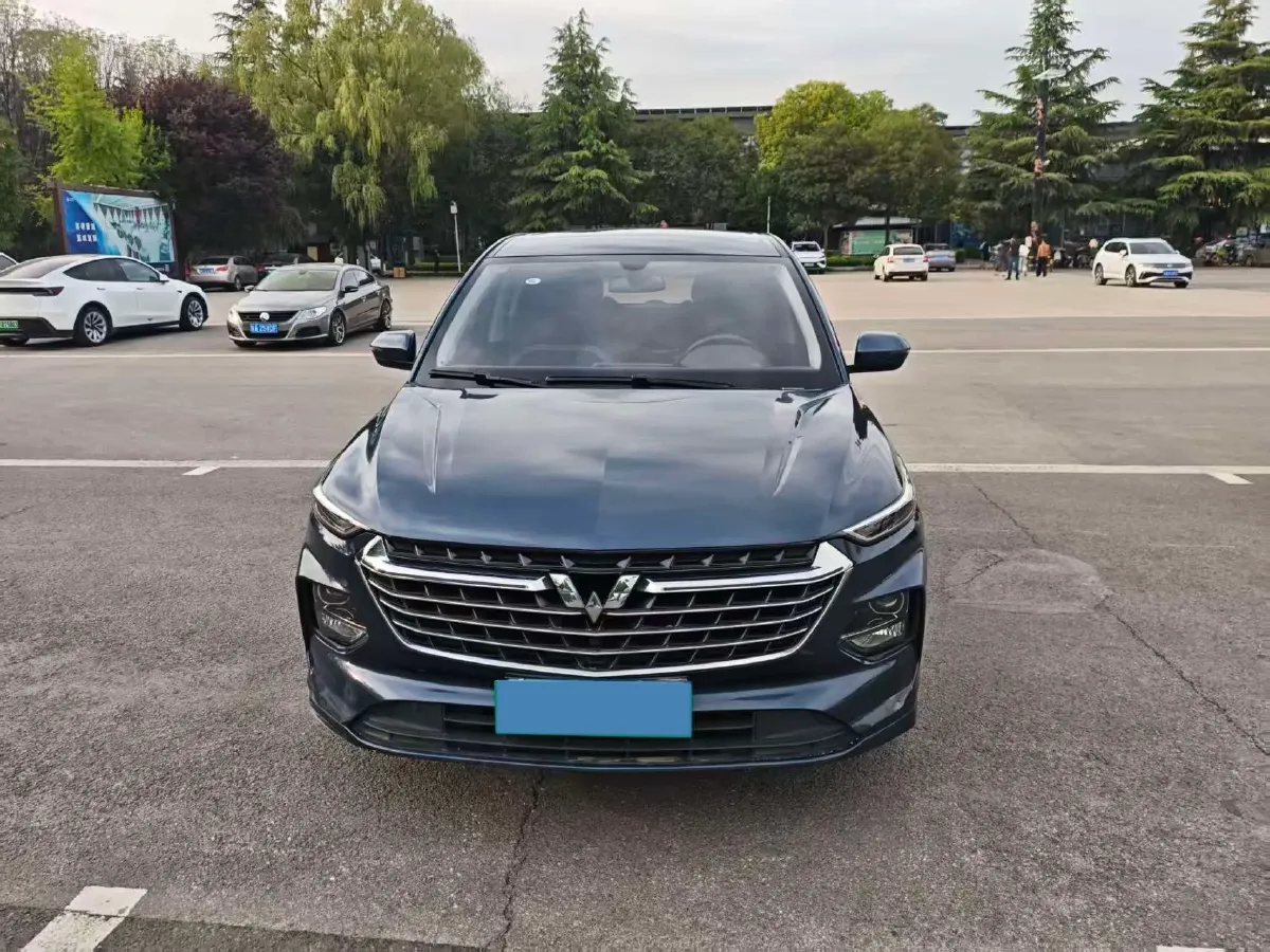 2020 WuLing KaiJie 1.5T 147HP L4 CVT,autocango,china used car exporter,china ev exporter,chinese used car exporter,chinese used ev exporter