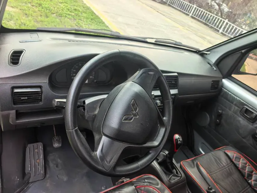 2020 WuLing RongGuang Mini Truck 1.5L 99HP L4 5MT,autocango,china used car exporter,china ev exporter,chinese used car exporter,chinese used ev exporter