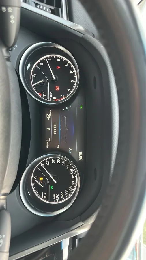 2019 Toyota Camry 2.5L 209HP L4 8AT,autocango,china used car exporter,china ev exporter,chinese used car exporter,chinese used ev exporter