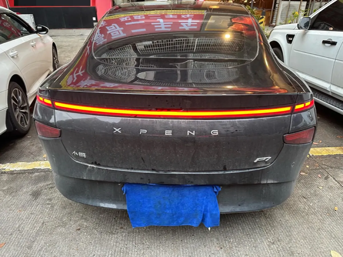 2022 Xpeng P7 BEV 83.1KWH,autocango,china used car exporter,china ev exporter,chinese used car exporter,chinese used ev exporter