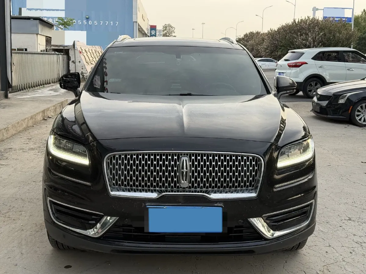 2019 Lincoln Nautilus 2.0T 224HP L4 8AT,autocango,china used car exporter,china ev exporter,chinese used car exporter,chinese used ev exporter