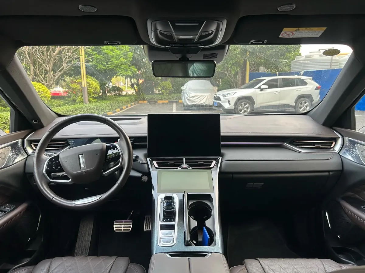 2021 WEY Mocha 2.0T 214HP L4 9DCT,autocango,china used car exporter,china ev exporter,chinese used car exporter,chinese used ev exporter