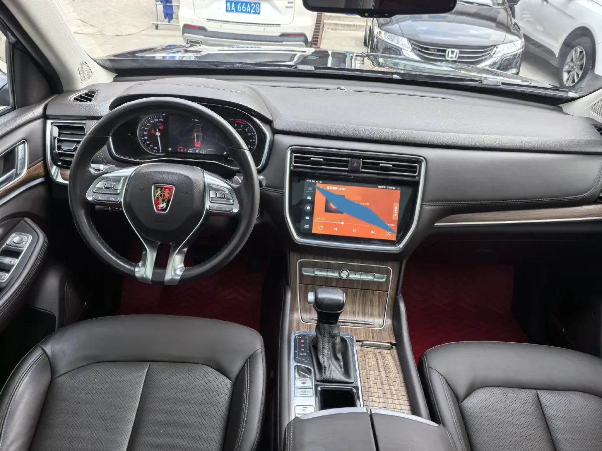 2019 Roewe RX8 2.0T 222HP L4 6AT,autocango,china used car exporter,china ev exporter,chinese used car exporter,chinese used ev exporter