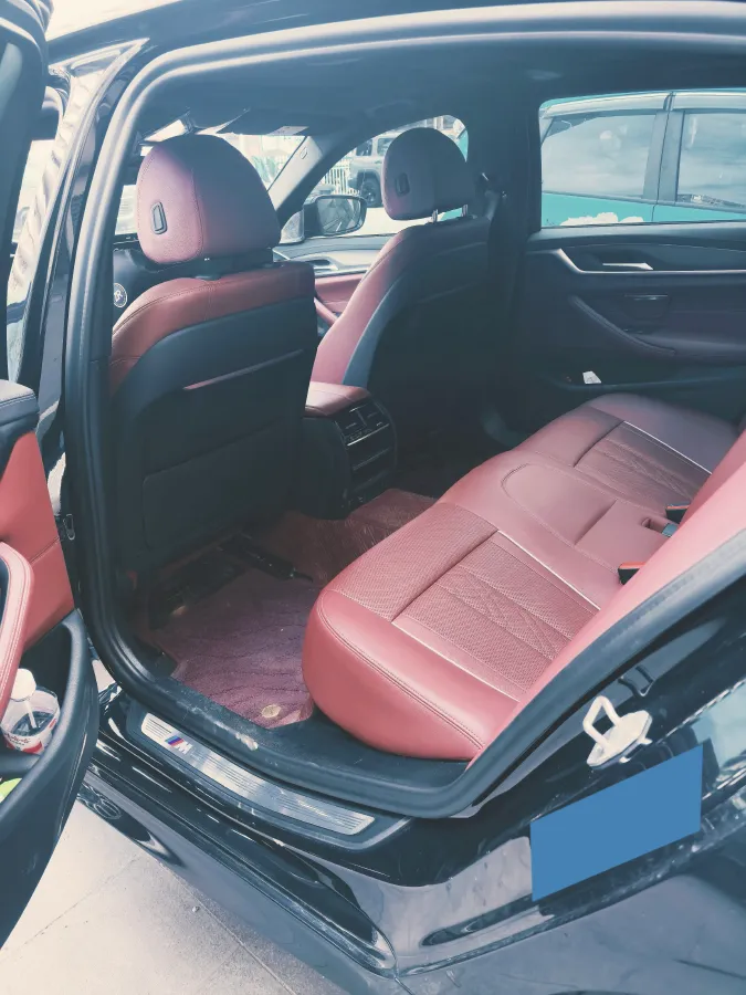 2021 BMW 5 Series 2.0T 252HP L4 8AT,autocango,china used car exporter,china ev exporter,chinese used car exporter,chinese used ev exporter