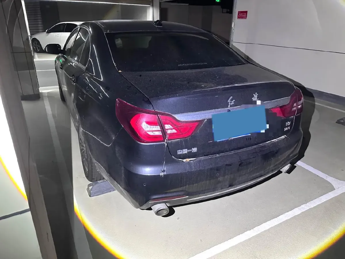 2019 HongQi H7 2.0T 204HP L4 6AT,autocango,china used car exporter,china ev exporter,chinese used car exporter,chinese used ev exporter