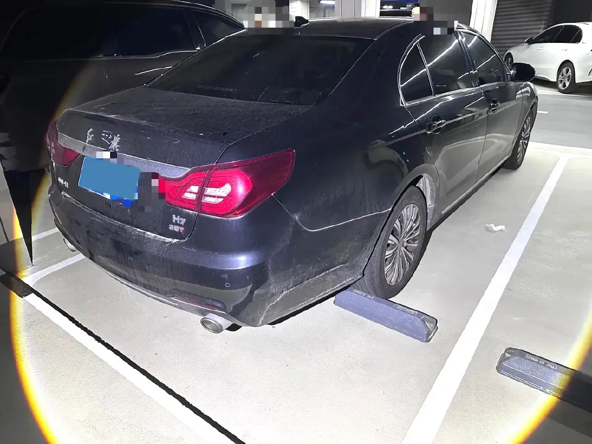 2019 HongQi H7 2.0T 204HP L4 6AT,autocango,china used car exporter,china ev exporter,chinese used car exporter,chinese used ev exporter